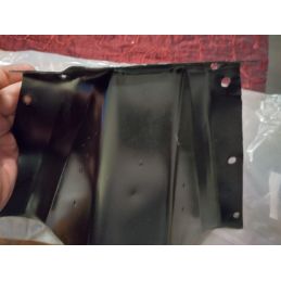 Pružinový kryt, pravý + blatník 64-66